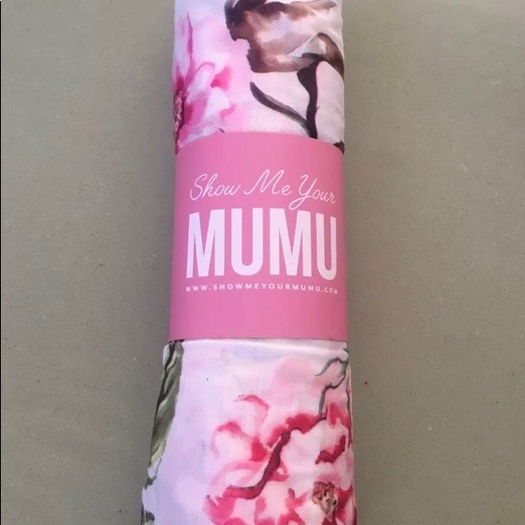 Show Me Your MuMu Other - Show me your Mumu Robe - FabFitFun 2019